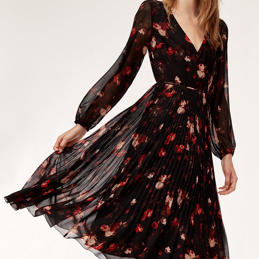 Aritzia Wilfred Beaune floral wrap Dress Lslv